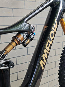 2025 Meilleure vente nouveau vélo de montagne électrique à suspension complète Cosmic Black Amflow Pl Carbon Pro - Product Image 5