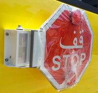 Panneaux de stationnement d'autobus scolaire clignotants à LED hautement réfléchissants avec bras de signalisation de stationnement électrique