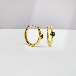Pendientes de aro sencillos de plata de ley 925 con forma de corazón, estilo coreano, redondos, elegantes y únicos para el verano, con baño de oro de 14k o 18k para mujer. - Product Image 4