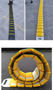 Coche Camión Vehículo Carretera <span class=keywords><strong>Calles</strong></span> Estacionamiento Control <span class=keywords><strong>de</strong></span> tráfico Plegado temporal Roll Up Speed Breaker Hump Golpes <span class=keywords><strong>de</strong></span> <span class=keywords><strong>velocidad</strong></span> portátiles - Product Image 3