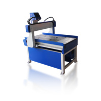 Petite fraiseuse CNC de bureau 600 X 900 Bois MDF Aluminium Gravure Machine de fraisage CNC pour la fabrication de panneaux