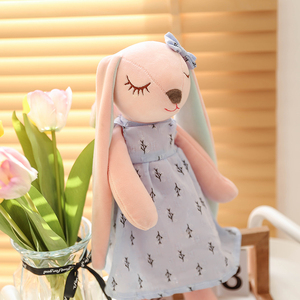 Lindos Conejitos de Peluche de Pascua con Orejas Largas, Conejitos de Pareja con Vestido Floral, Juguetes de Peluche, Muñecos Relajantes para Niños, Personalizados - Product Image 4