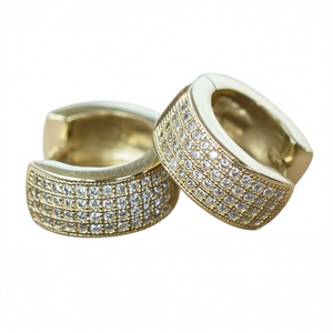 Pendientes Huggie de Oro Sólido de 18K en Color Blanco Champán con Microincrustaciones de Diamantes Redondos de Corte Brillante, Joyería Fina de Lujo para Mujer - Product Image 1
