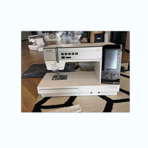 Máquina de Coser Profesional Horizon Memory Craft 9480QC para Acolchado Avanzado y Confección de Prendas con Rendimiento Confiable - Product Image 1