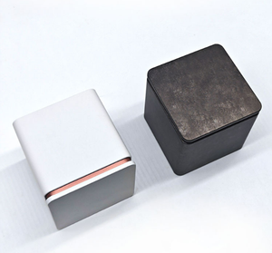 Elegante Scatola Regalo <span class=keywords><strong>in</strong></span> Metallo Composito con Chiusura a Scatto, Design Quadrato <span class=keywords><strong>in</strong></span> Tinta Unita, 90 Pezzi - Product Image 6