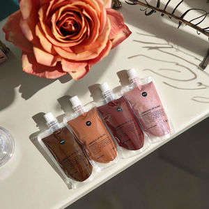 Brillo Labial Mineral Vegano al por Mayor, Base de Aceite, Pigmento <span class=keywords><strong>en</strong></span> <span class=keywords><strong>Gel</strong></span>, Hidratante, Altamente Pigmentado, Mate, Brillo Labial Transparente para DIY - Product Image 2