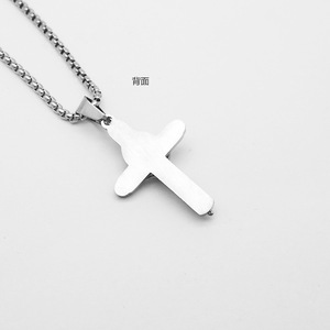 Collier Pendentif Croix Religieuse Personnalisée <span class=keywords><strong>Punk</strong></span> <span class=keywords><strong>Rock</strong></span> Jésus en Acier Inoxydable PVD Étanche, Bijou Tendance pour Hommes, Vente en Gros - Product Image 6