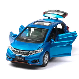 1:32 Honda FIt die cast car model toy for kids 15.8cm pull back simulation alloy car With Sound/Light