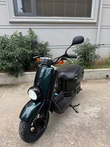 Un Scooter 125cc Elegante e Pratico per la Guida Urbana, con Funzionamento Agile e Semplice. - Product Image 6