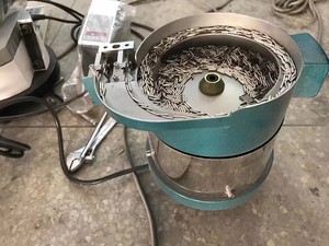 Điện từ tuyến tính Vibrator <span class=keywords><strong>Feeder</strong></span> với động cơ & PLC New 1 năm bảo hành rung <span class=keywords><strong>Feeder</strong></span> cho bút nibs - Product Image 5