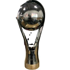 Trofeo Metálico Personalizado con Globo Terráqueo Grabado, Ecológico, Resistente al Óxido y a la Corrosión - Product Image 5