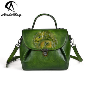 Sac à main AndoBag rétro à rivets pour femmes, en cuir de vache véritable, sac à bandoulière pour le travail et les déplacements, sac à main pour femmes 2032 - Product Image 1