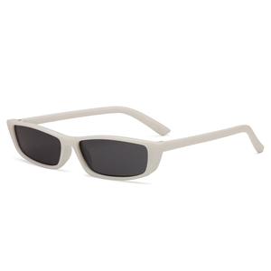 Lunettes de soleil tendance, monture noire, verres AC, protection UV385, style streetwear unisexe - Product Image 3
