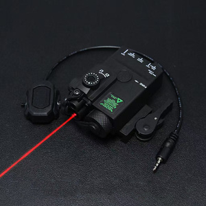 Linterna Multifunción MINI-A2 y Luz de Punto Roja/Verde Ajustable, Conjunto Combinado con Accesorio de Liberación Rápida por Presión Remota - Product Image 6