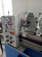 Tour à métaux russe pas cher 1000 mm Tour à métaux manuel horizontal Machine Sp2112-II Tour universel Torno Machine De Bancada