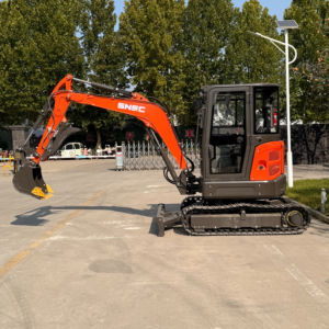 Miniexcavadora SNSC de 3.5 Toneladas con Múltiples Opciones de Cucharón y Enganche Rápido para un Fácil Cambio de Accesorios - Product Image 3