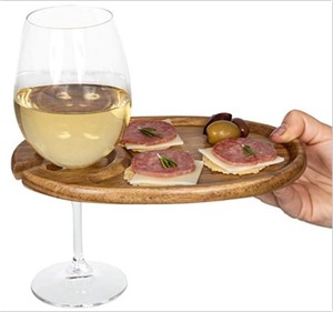Support à <span class=keywords><strong>vin</strong></span> et assiette ovale classiques en bois d'acacia avec motif personnalisé – Durables et écologiques pour les fêtes - Product Image 4