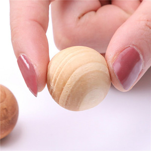Bolas de alcanfor al por mayor, bolas de madera perfumadas, pueden reemplazar los pellets de alcanfor, bolas de madera, perlas de madera perfumadas, paquete de 5 piezas - Product Image 2