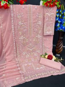 ชุดสูท Georgette Salwar แบบเย็บปักและเรียงตามลำดับ - Product Image 4