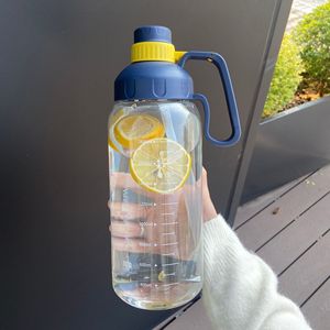Gourde de sport portable en plastique avec paille intégrée, grande capacité, pour extérieur - Product Image 5