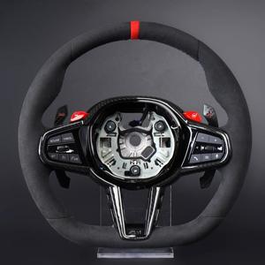 Volante <span class=keywords><strong>Mercedes</strong></span> de Fibra de Carbono con Marcador Rojo y Levas de Cambio Negras GT Heritage Premium, Repuesto de Actualización para la Mayoría de los Modelos - Product Image 1