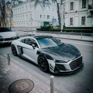 อะไหล่<span class=keywords><strong>รถ</strong></span>ยนต์คาร์บอนไฟเบอร์แห้งแบบใหม่ YICKU สำหรับ Audi R8 รุ่น Capristo สไตล์ใหม่ ชิ้นส่วนตกแต่ง<span class=keywords><strong>รถ</strong></span>ยนต์ ลิ้นหน้า สำหรับชุดแต่ง Audi R8 ชุดแต่ง <span class=keywords><strong>CPR</strong></span> - Product Image 2