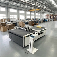 Máquina de Corte Oscilante CNC para Paneles Publicitarios de Papel, Mesa de Vacío Zonificada, Corte de Alta Precisión sin Desviaciones