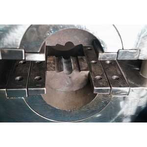 400-Tonnen-Hydraulikpressmaschine mit Drahtseil-Stahl kern komponenten einschl ießlich Pumpen motor - Product Image 5