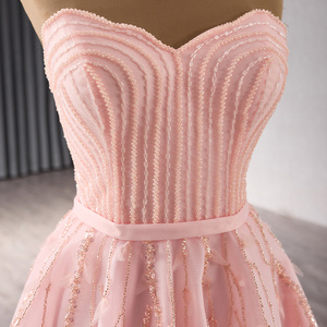 Robes de bal rose bonbon à paillettes et volants, style princesse, sans bretelles, longueur ras du sol, robes de soirée formelles Rsm241109 - Product Image 4