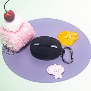 ฝาครอบป้องกันซิลิโคนที่ยืดหยุ่นนุ่มและทนต่อการขีดข่วนสำหรับเคสหูฟังโอเปิ้ล บัดส์ 4 พร้อมพวงกุญแจ (เฉพาะเคสป้องกัน) - Product Image 5