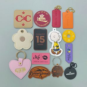 Etiquetas Personalizadas de Cuero PU para Bolsos, Colgante con Logotipo Grabado, Etiquetas Cosméticas, Colgante para Ropa y Bolsos - Product Image 1