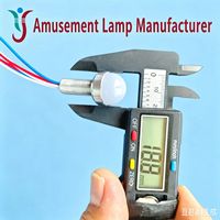 Lumière LED programmable étanche à pixels RGB de 18 mm, type champignon, pour parcs d'attractions, grandes roues et décorations de Noël