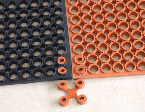 Alfombrillas Antideslizantes y Anti Fatiga para Cocina, de Goma SBR Perforada, Resistentes al Agua y a los Rayos UV, con Orificios de Drenaje - Product Image 2