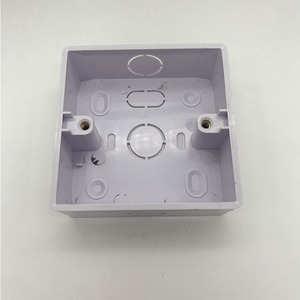 Caja inferior de enchufe de interruptor montado en la pared montado en superficie ignífuga Caja inferior de enchufe de plástico Pvc - Product Image 2