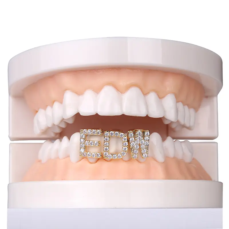 Fabriek Dropshipping Vergulde Diy Hip Hop Dental Grills Aangepaste Beginletter Volledige Cz Tanden Custom Grillz