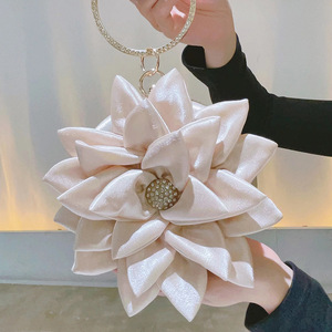 Luxury Rhinestone Party <b>Wedding</b> Wallet <b>Clutch</b> Bag Fashion Flower Round Metal Handle Handbag Woman Satin Evening Bag - Product Image 4