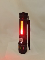 Lampe torche LED rechargeable par USB avec zoom, affichage numérique de la puissance, lumière latérale COB, torche d'urgence en plastique