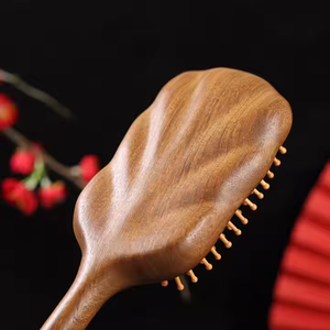 Haute Qualité Sandale Bois Airbag Brosse À Cheveux Paddle Peigne Confortable À La Mode Usage Domestique Démêlant Cheveux Outil Nature Couleur - Product Image 3