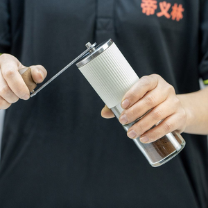 Moulin à <span class=keywords><strong>café</strong></span> manuel portable avec noyau de broyage <span class=keywords><strong>en</strong></span> acier inoxydable et double roulement, machine à broyer le <span class=keywords><strong>café</strong></span> - Product Image 6
