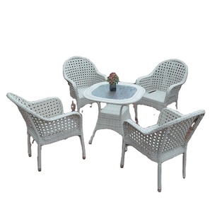 Set <span class=keywords><strong>da</strong></span> Pranzo <span class=keywords><strong>da</strong></span> <span class=keywords><strong>Giardino</strong></span> in Rattan Sintetico per Esterni, Tavolo e Sedie per 4 Persone in Offerta - Product Image 1