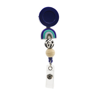 Pinza <span class=keywords><strong>de</strong></span> cocodrilo con cuentas <span class=keywords><strong>de</strong></span> silicona arcoíris, insignia <span class=keywords><strong>de</strong></span> identificación retráctil, pergamino, soporte para insignia <span class=keywords><strong>de</strong></span> <span class=keywords><strong>trabajo</strong></span> <span class=keywords><strong>de</strong></span> enfermera, accesorios, regalo - Product Image 4