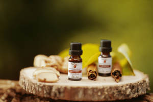 Aceite Esencial de Rizoma de Jengibre 100% Puro y Natural de Origen Madagascar, Destilado al Vapor, Aromaterapia, Comida Picante, Masajes - Product Image 4