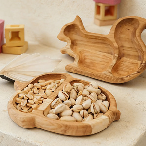Assiettes en bois <span class=keywords><strong>de</strong></span> chêne faites à la main pour enfants, assiettes pour tout-petits, plateau pomme, écureuil, châtaigne, poire - Product Image 2