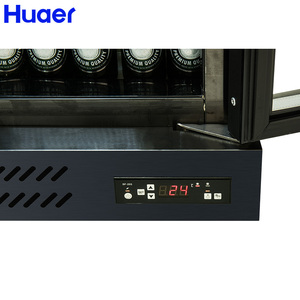 Réfrigérateur-congélateur de bar à trois portes vitrées pour comptoir - Product Image 6