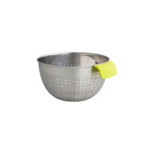 Passoire en acier inoxydable avec poignée en silicone vert, 3 Qt, pour légumes et pâtes - Product Image 1