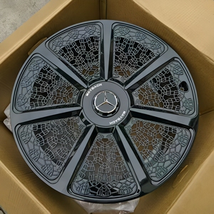 Ruedas <span class=keywords><strong>de</strong></span> <span class=keywords><strong>Lujo</strong></span> con Encaje Intrincado para Modificación <span class=keywords><strong>de</strong></span> Maybach - Llantas Personalizadas con Acabado Cromado Negro <span class=keywords><strong>de</strong></span> Alta Gama - Product Image 2