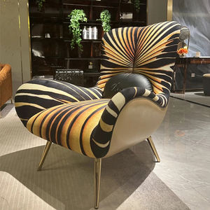 <span class=keywords><strong>Fauteuil</strong></span> d'appoint de luxe avec accents papillon, pieds en métal doré, <span class=keywords><strong>tissu</strong></span> rayé, <span class=keywords><strong>fauteuil</strong></span> rembourré pour salon, villa, hall d'hôtel - Product Image 4