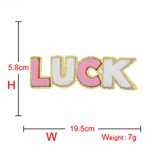 Parches personalizados de chenilla con purpurina PARA EL Día de San Valentín con letras planchadas hechas de materiales atractivos - Product Image 4