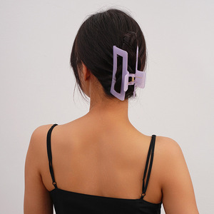 <span class=keywords><strong>Rara</strong></span> กิ๊บหนีบผมพลาสติก PC ขนาด13.0ซม. ที่หนีบผมสีเจลลี่หนาทนทานคลิปหนีบผมทรงสี่เหลี่ยมผืนผ้าขายส่ง - Product Image 5