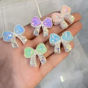 Cuentas de Cristal de Lucite con Forma de Corazón, Mariposa y Oso, para Manualidades, Joyería, Cadenas de Teléfono, Accesorios Coloridos, Venta Caliente 2025 - Product Image 2